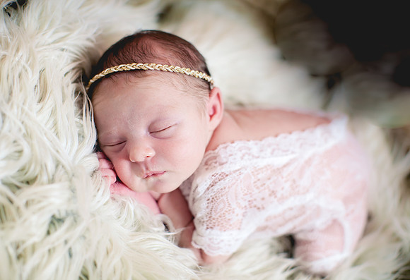 Alexa Newborn Portraits-12
