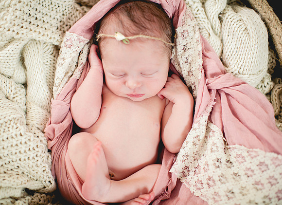 Alexa Newborn Portraits-3