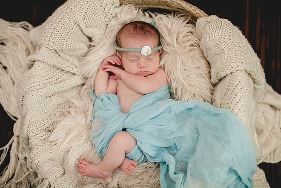 Gia Newborn Portraits (15 of 29)