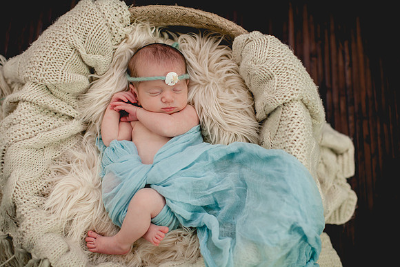Gia Newborn Portraits (14 of 29)