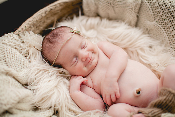 Gia Newborn Portraits (7 of 29)