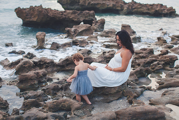 Christina Maternity Portraits-8