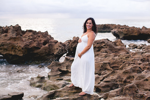 Christina Maternity Portraits-13