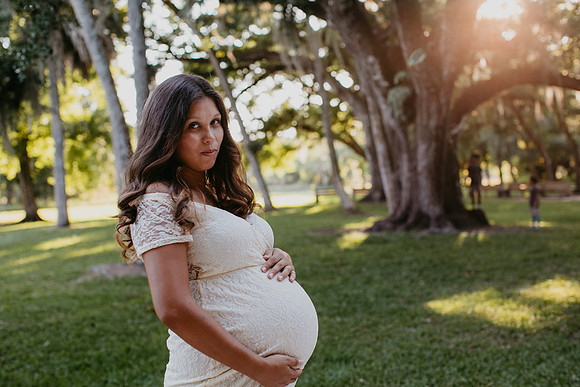 Stevie Maternity Portraits (31 of 32)