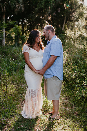 Stevie Maternity Portraits (2 of 32)