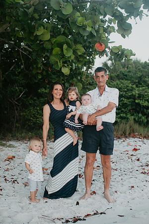 Gigi and her grandbabies (107 of 33)