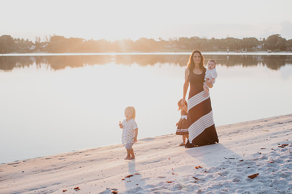 Gigi and her grandbabies (132 of 33)