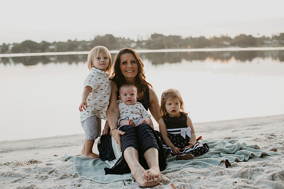 Gigi and her grandbabies (124 of 33)