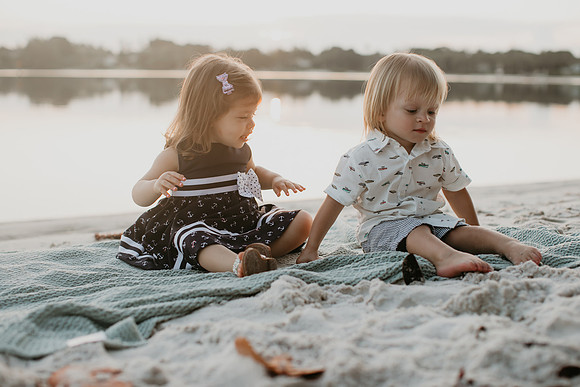 Gigi and her grandbabies (118 of 33)