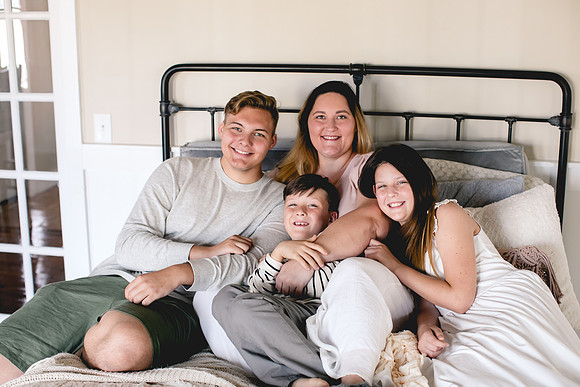 Sonia and her kids (7 of 22)