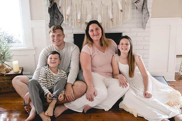 Sonia and her kids (3 of 22)
