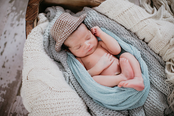 Luciano Newborn Portraits-5