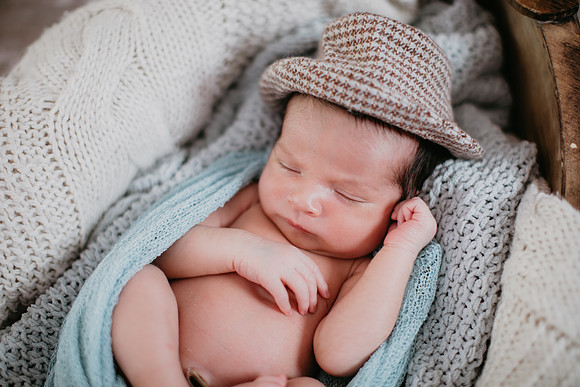 Luciano Newborn Portraits-7