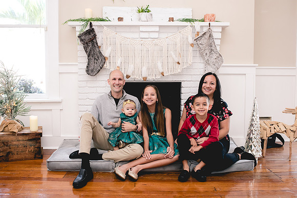 Nicol Christmas mini 2018 (1 of 21)