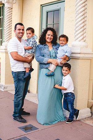 Magallanes Family-12