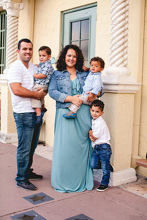 Magallanes Family-11