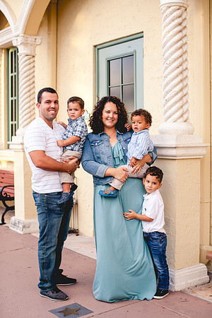 Magallanes Family-10