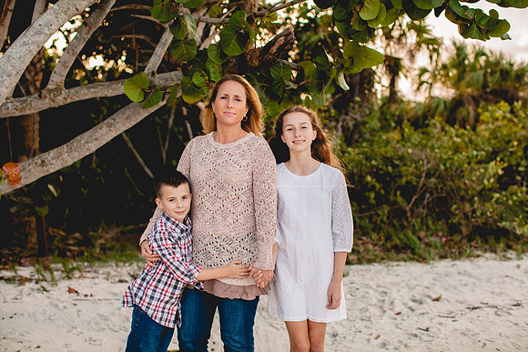 Yanora Family-3