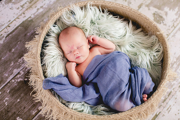 Liam Newborn Portraits-3