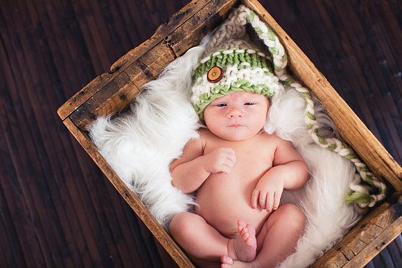 Liam Newborn Portraits-19
