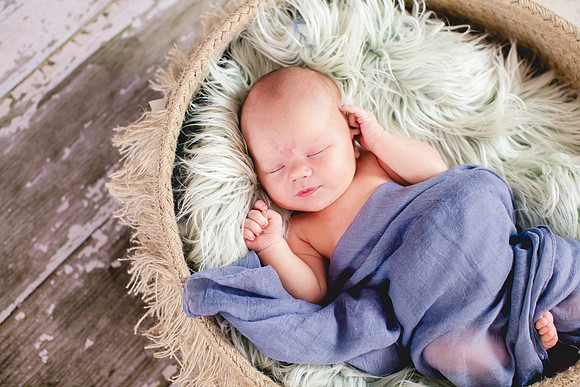 Liam Newborn Portraits-2