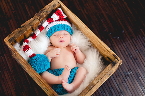 Liam Newborn Portraits-14