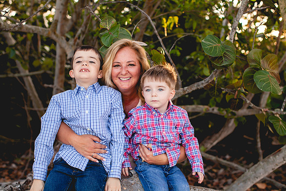 Jennifer and HM Family-15-2