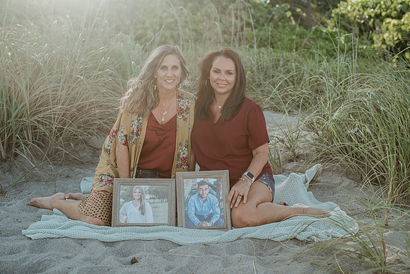 Michelle and Shelby (3 of 52)