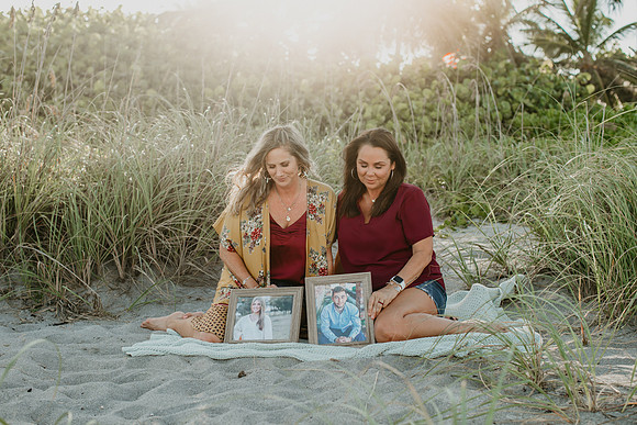 Michelle and Shelby (10 of 52)