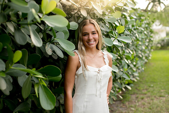 Chloe Senior Portraits (34 of 76)