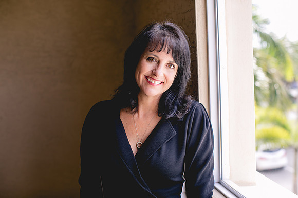 Lisa Executive Portraits (4 of 4)