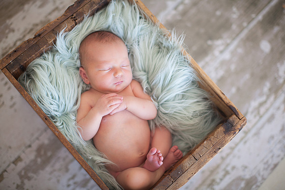 Blake Newborn Portraits (23 of 40)