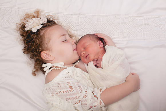 Blake Newborn Portraits (6 of 40)