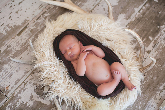 Blake Newborn Portraits (31 of 40)