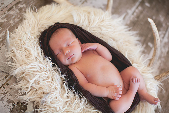 Blake Newborn Portraits (33 of 40)