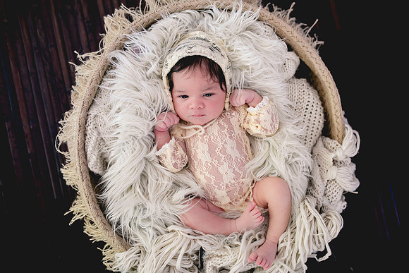 Vivienne Newborn Portraits (3 of 41)