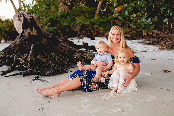 Ashley and her babies-15