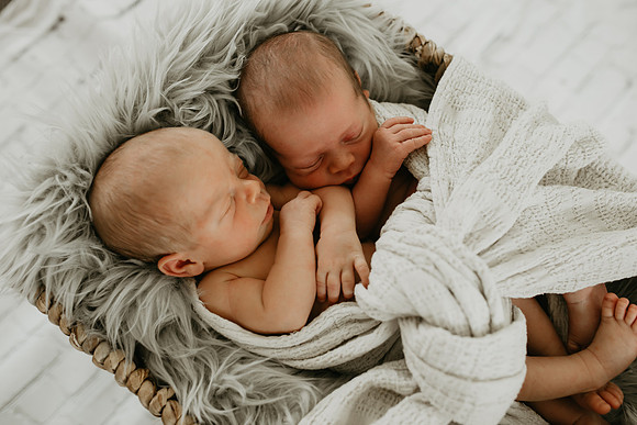 Czaja Twins-1