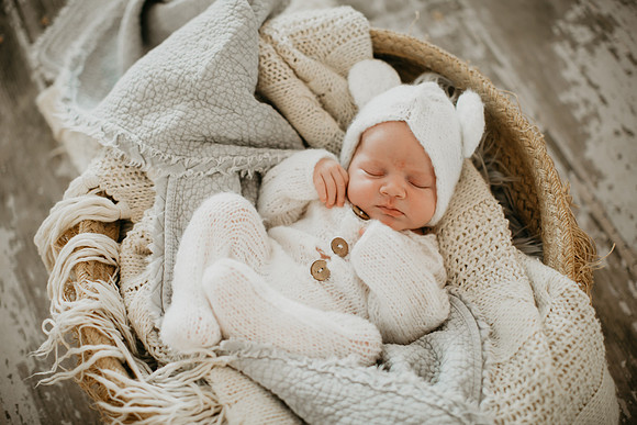 Baby Jack Newborn Portraits (2 of 35)