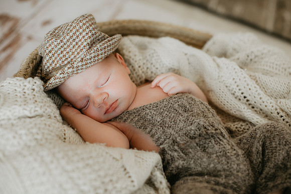 Baby Jack Newborn Portraits (11 of 35)