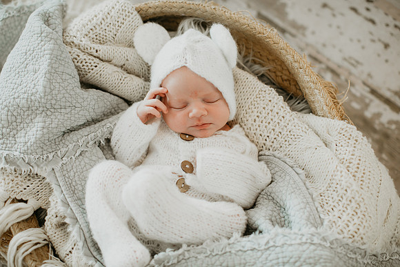 Baby Jack Newborn Portraits (1 of 35)