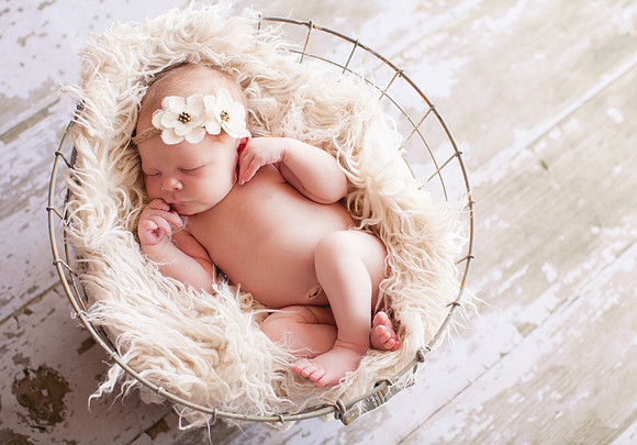 Ella Mae Newborn Portriats (26 of 56)