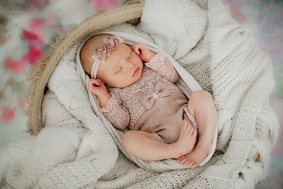 Oaklynn Newborn Portraits (35 of 74)