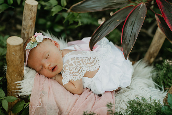 Oaklynn Newborn Portraits (64 of 74)