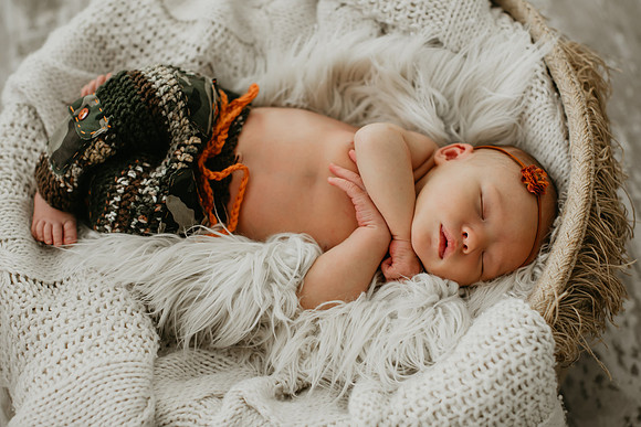 Oaklynn Newborn Portraits (45 of 74)