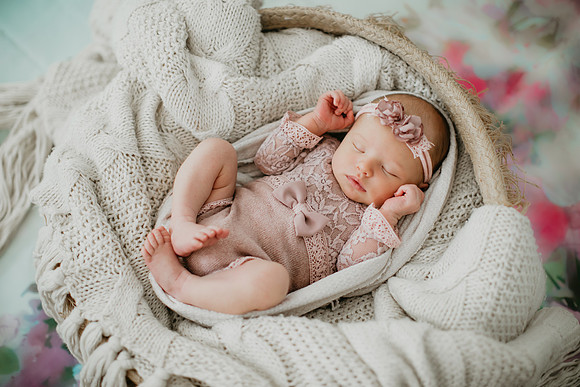 Oaklynn Newborn Portraits (37 of 74)