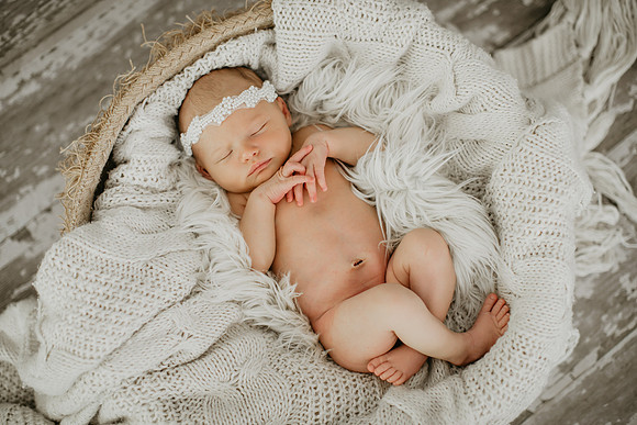 Oaklynn Newborn Portraits (55 of 74)