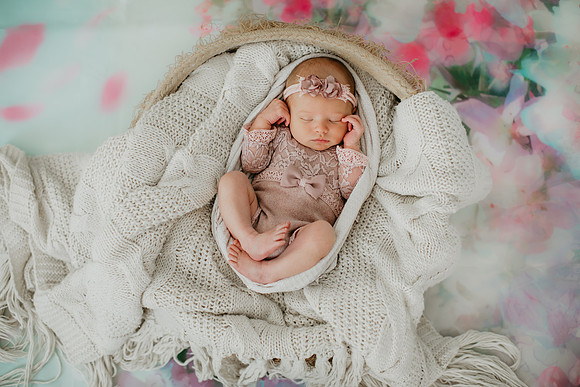 Oaklynn Newborn Portraits (31 of 74)
