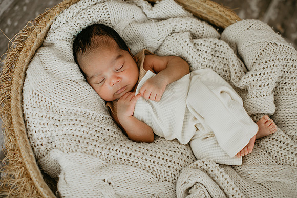 Baby G Newborn Portraits (12 of 38)