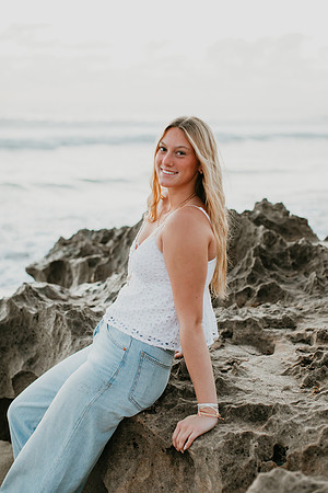 Ellie Senior Portraits (3 of 90)